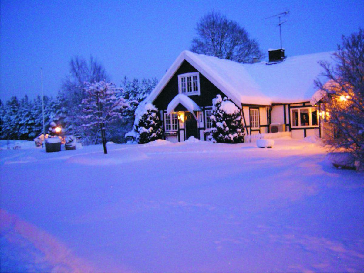 Villa Luna Breakfast Hotel Killeberg ภายนอก รูปภาพ